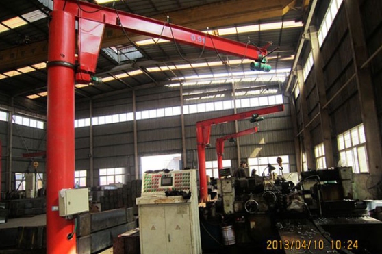 Floor Mounted Jib Crane